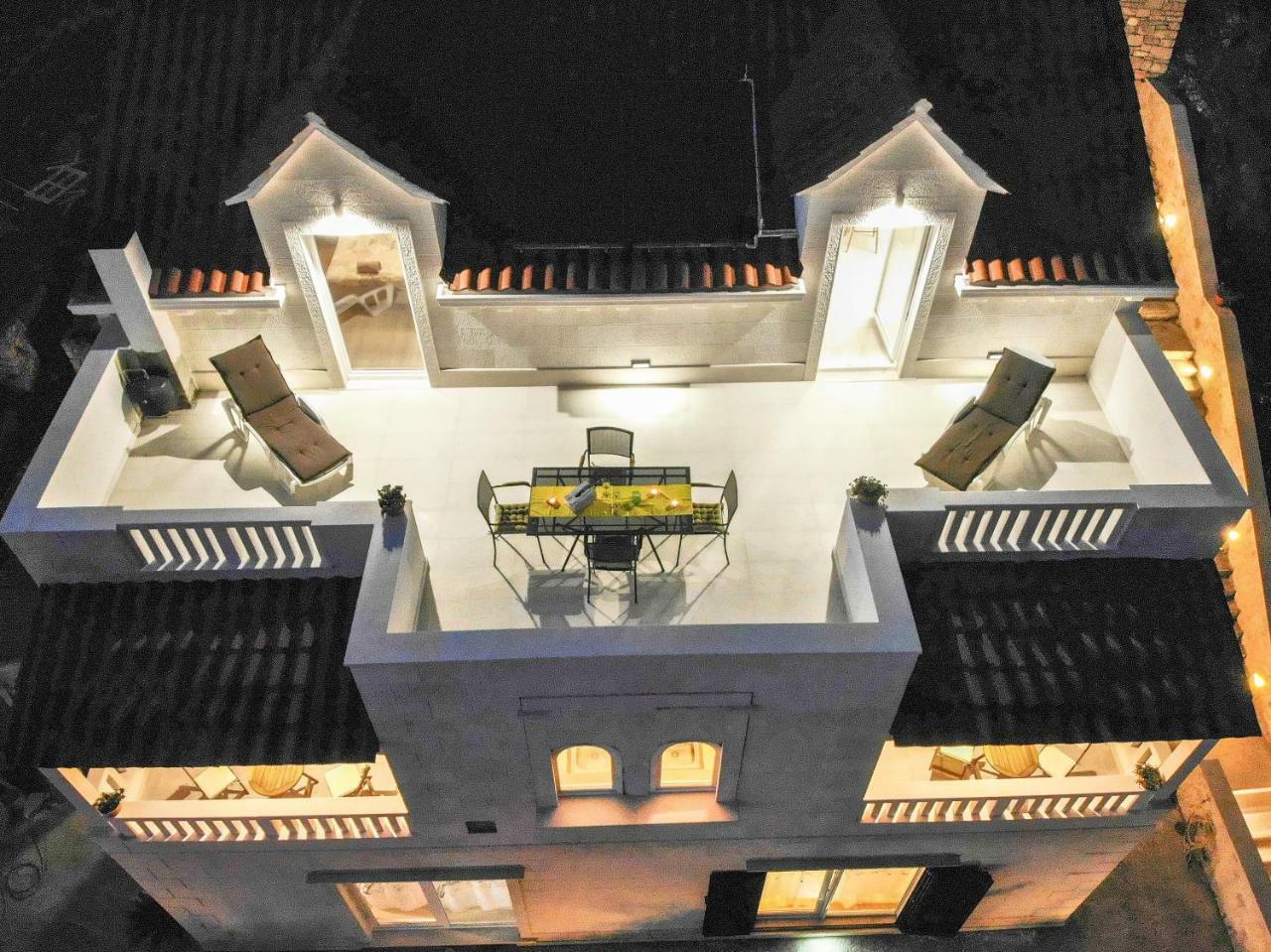 Villa Mar 1 - Luxury Apartments Pucisca Exterior photo